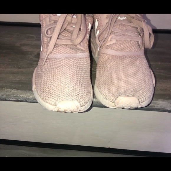 Adidas Women’s NMD R1 Orchid Tint Sneakers 8 1/2 - Picture 5 of 10